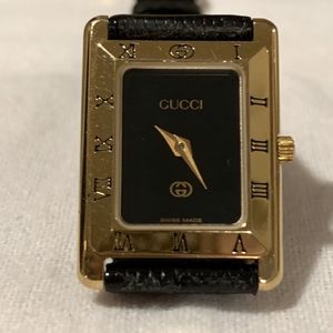 Gucci 420l Tank Black Leather Watch 